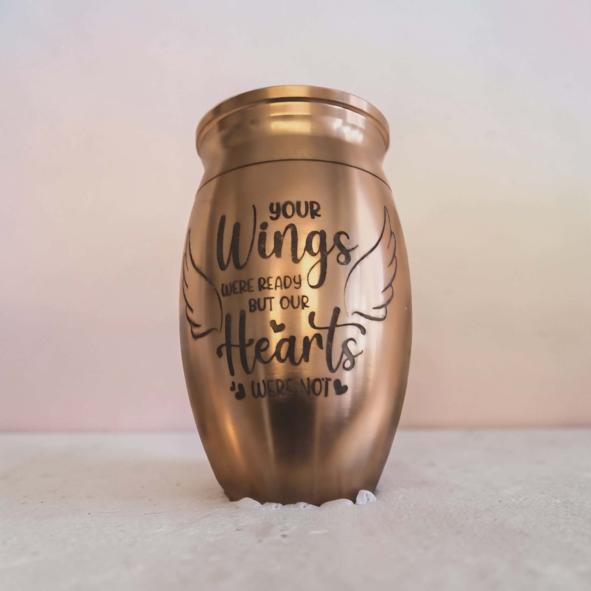 A meaningful resin memorial piece